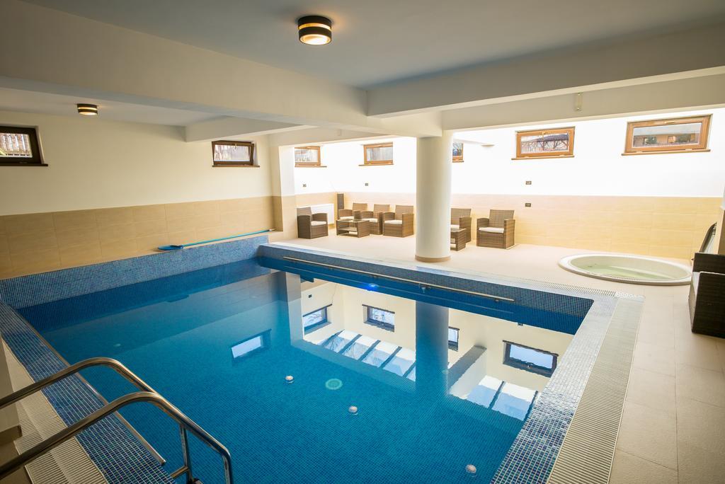 Pensiunea Royal Spa بياترا نام المظهر الخارجي الصورة