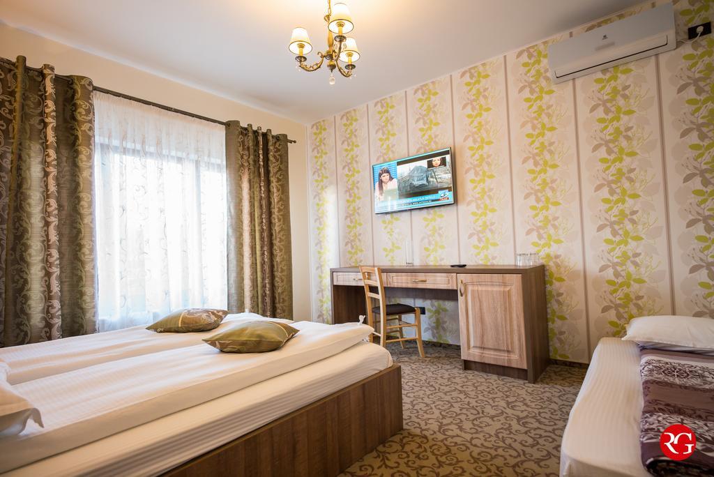 Pensiunea Royal Spa بياترا نام المظهر الخارجي الصورة