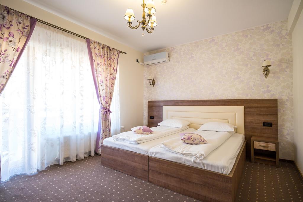 Pensiunea Royal Spa بياترا نام الغرفة الصورة
