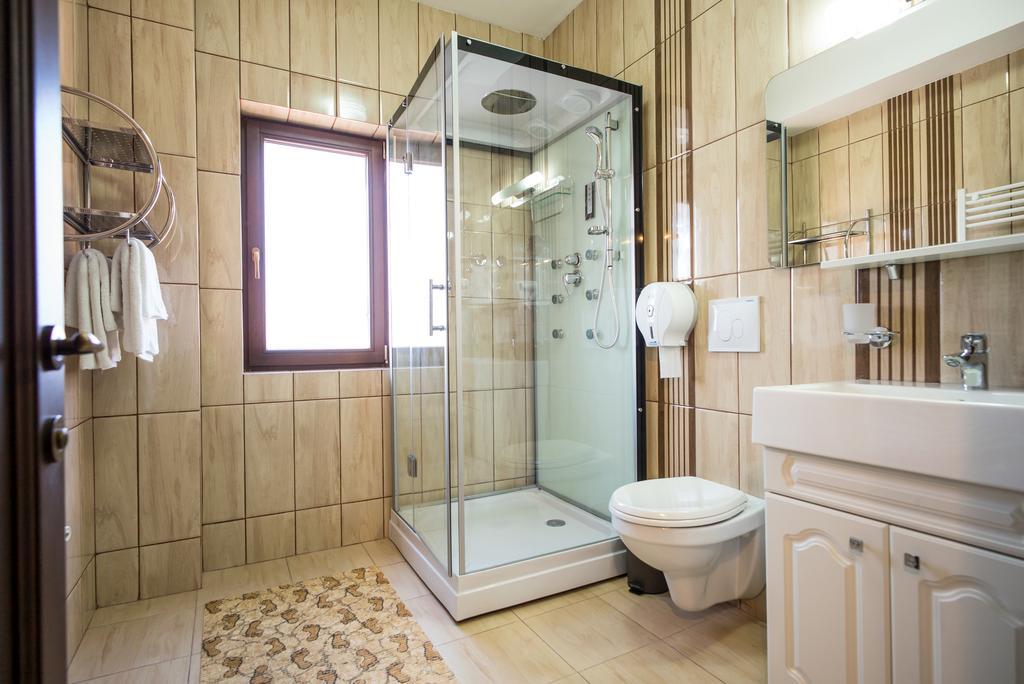 Pensiunea Royal Spa بياترا نام المظهر الخارجي الصورة